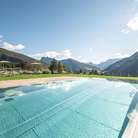 Villa Scherlin オルティゼーイ エクステリア 写真