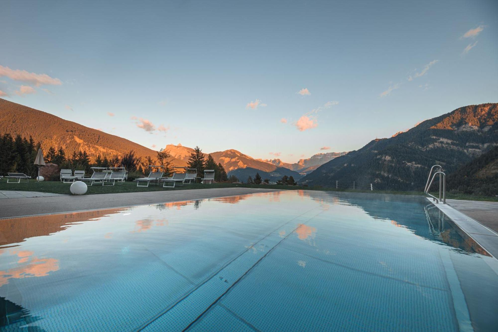 Villa Scherlin オルティゼーイ エクステリア 写真